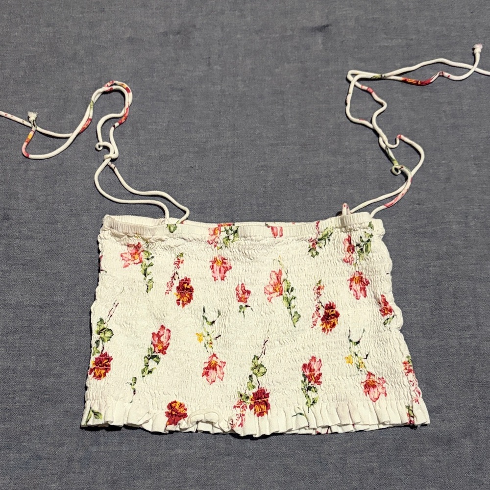 LA Hearts White Floral Smocked Crop Top